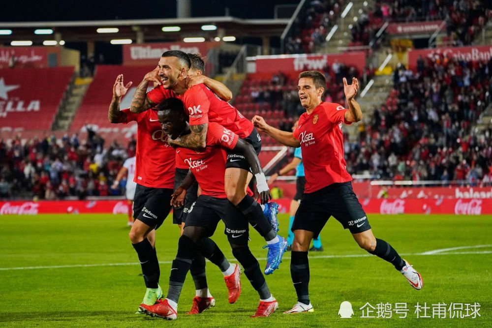 包含神奇一战！亚洲顶级俱乐部即将交锋的词条