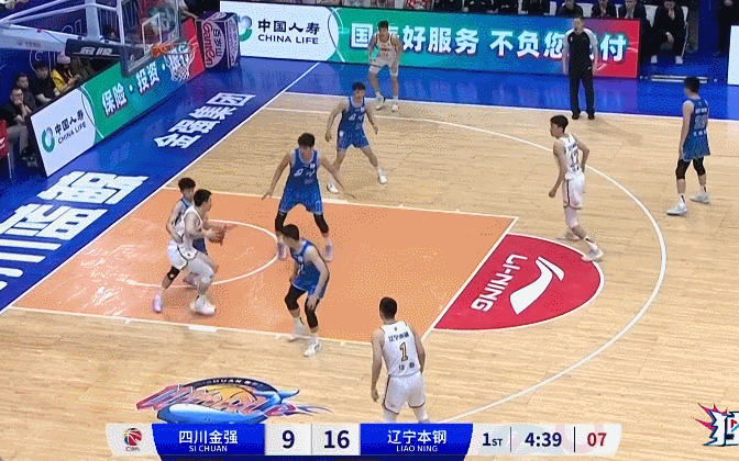 弗格32分辽宁终结上海16连胜江苏不敌新疆的简单介绍