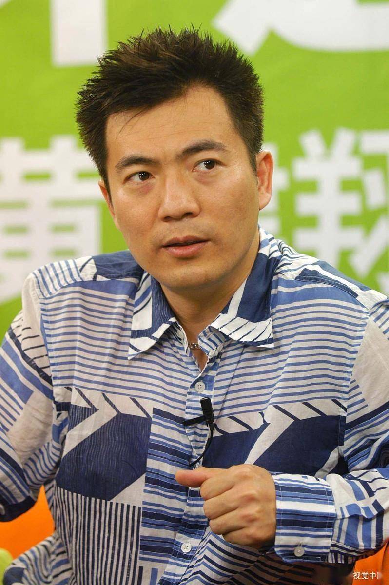 包含黄健翔：抓紧换帅不然世预赛要出事，不能再下跌了的词条
