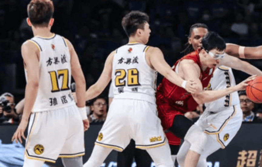 包含摩洛哥瓦赫达主场优势明显，球迷期待逆转奇迹的词条