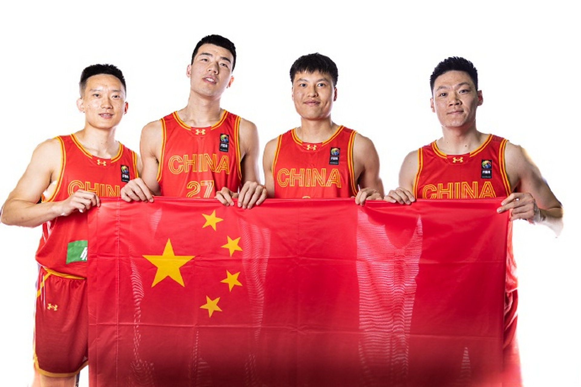 包含三人男篮-中国男篮16-21荷兰张宁7分4篮板的词条