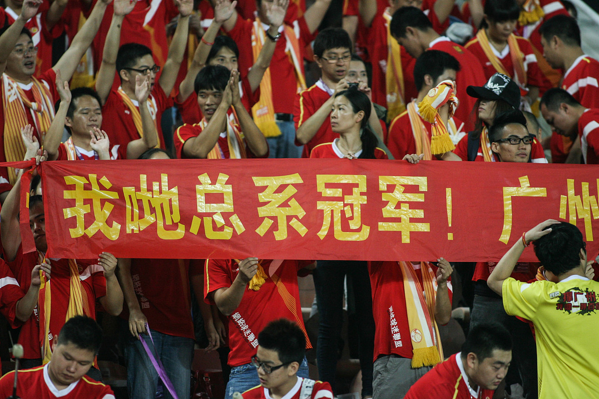 英勇拼搏取得胜利，球队精神令人佩服