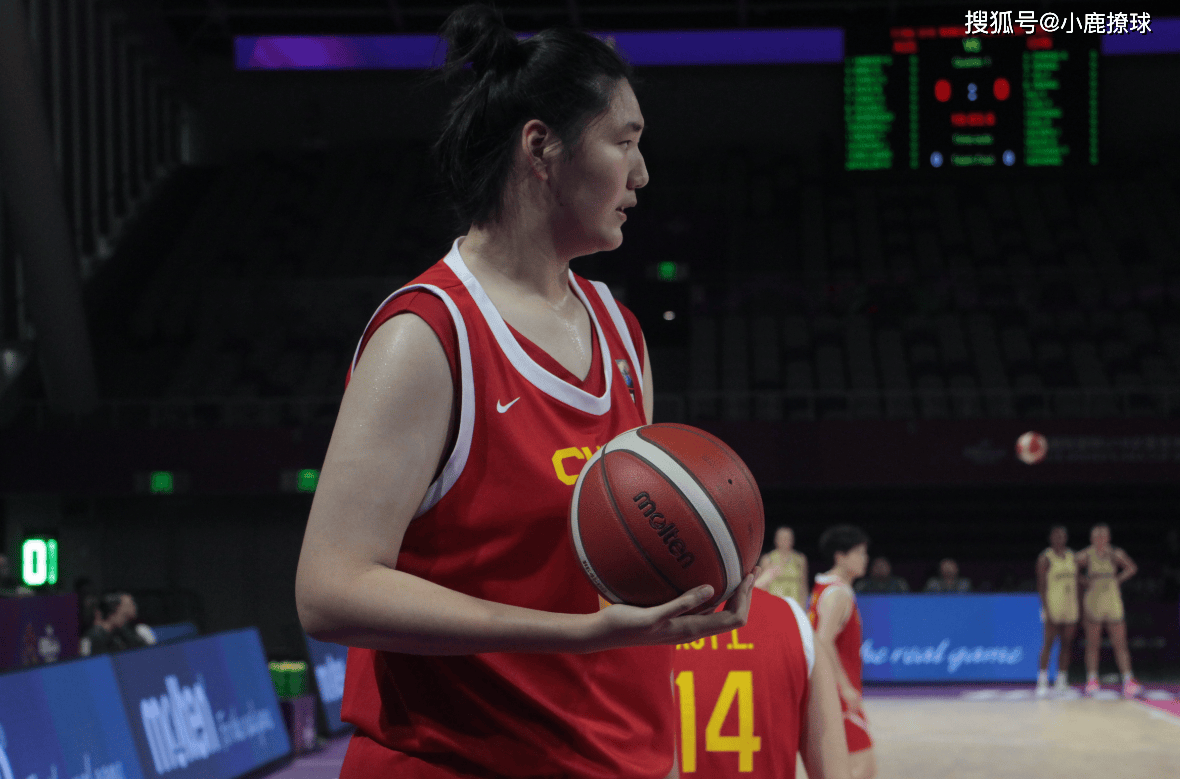 关于黄思静21年女篮亚洲杯个人集锦，对阵日本砍18分7篮板的信息