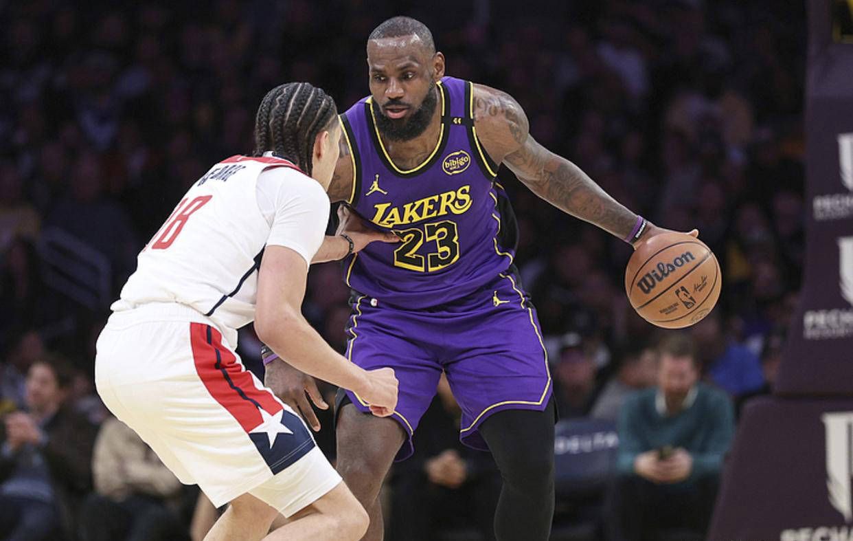 NBA季后赛湖人胜火箭，詹姆斯发威