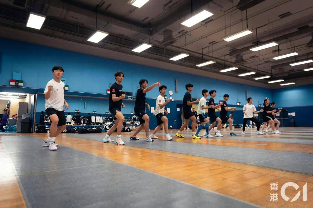 引进外籍教练助力国内篮球青训事业，成效显著的简单介绍